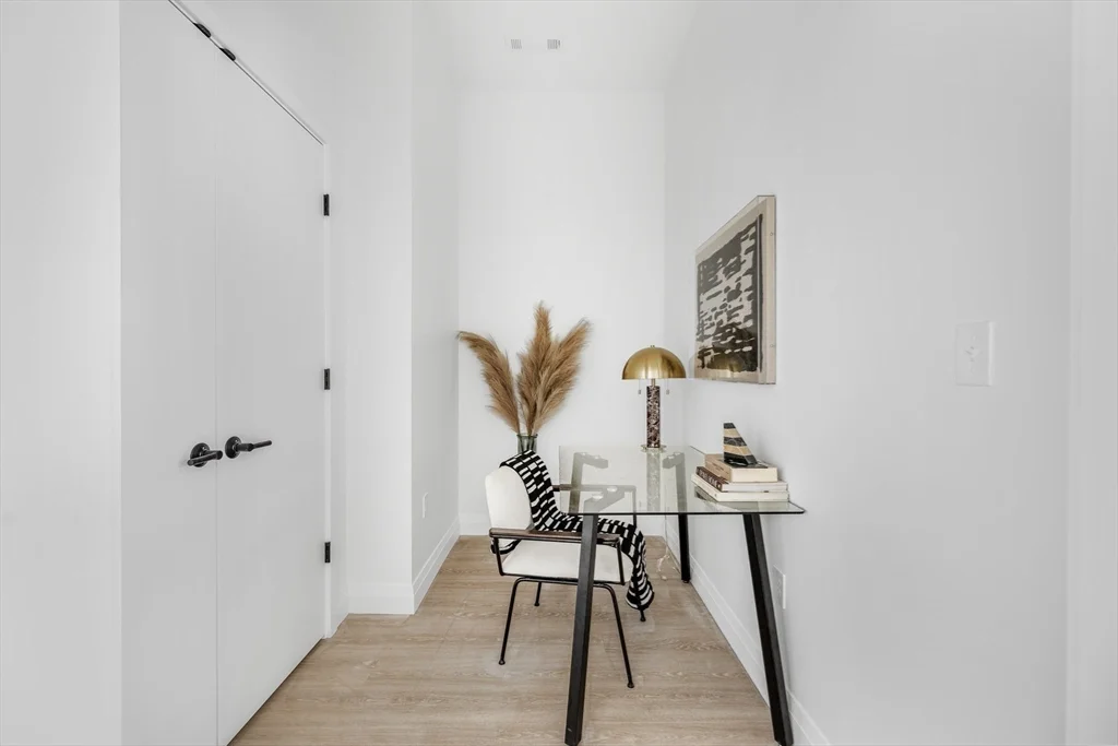 93 Bennington St, Revere