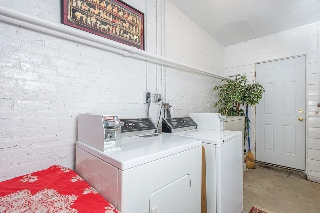 4 Wigglesworth St, Mission Hill