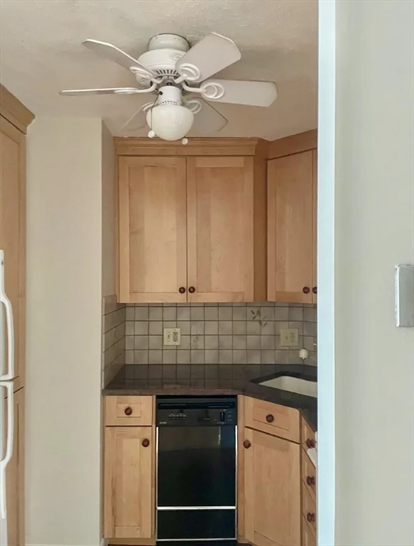 272 Albion St, Wakefield