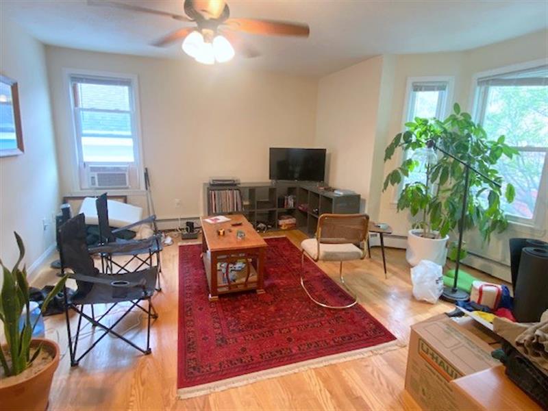 395 Columbia St, Wellington-Harrington