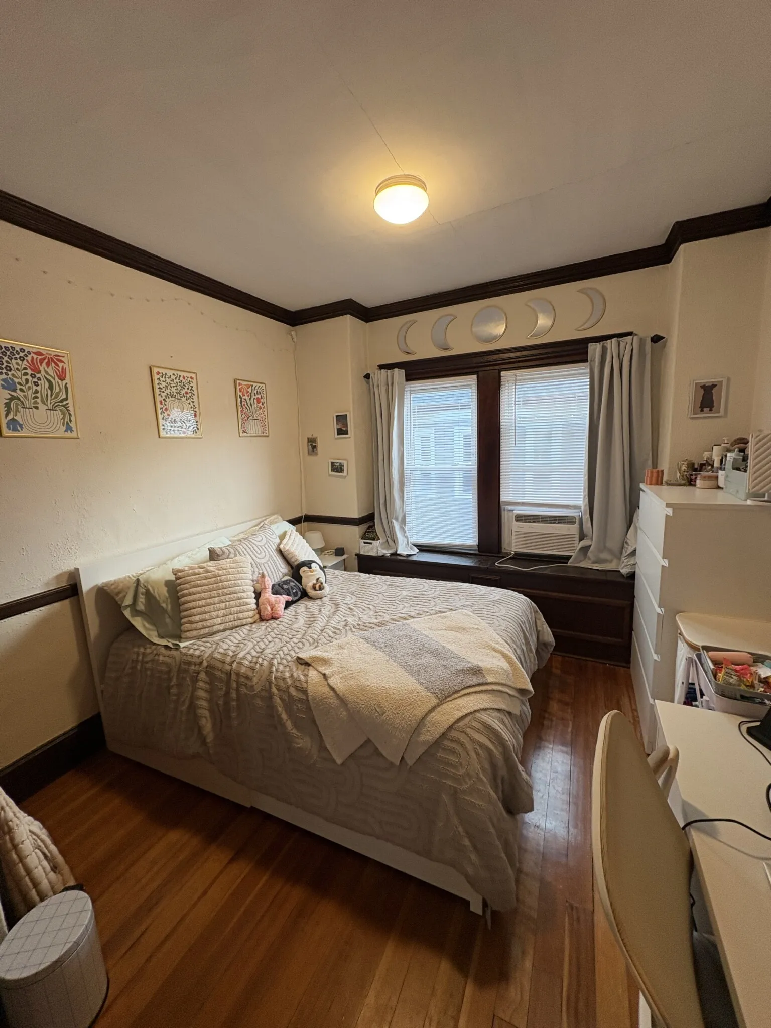 34 Sunset Rd, West Somerville