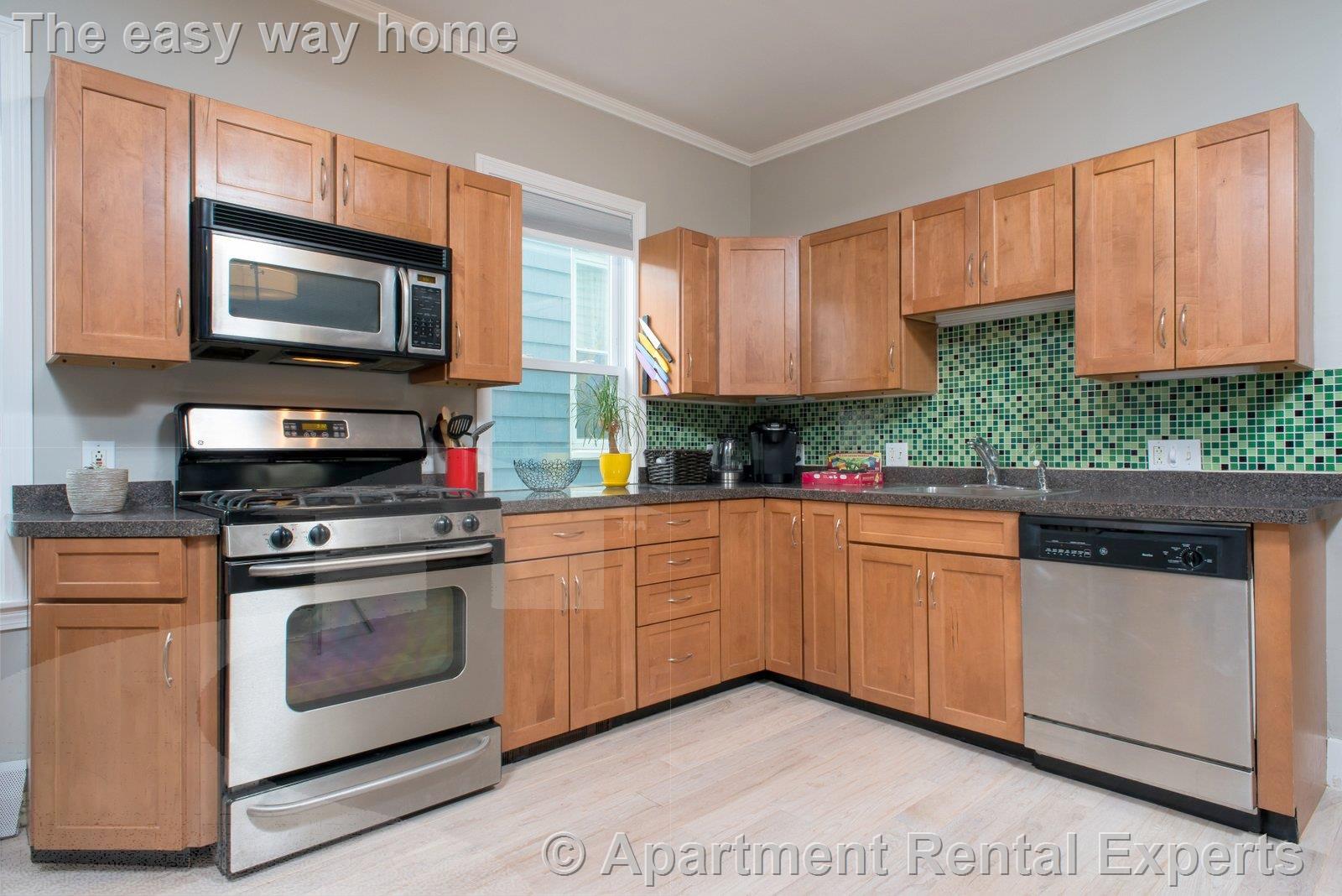 184 Green St, Central Square