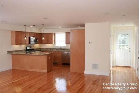 1012 Chestnut St, Newton Upper Falls