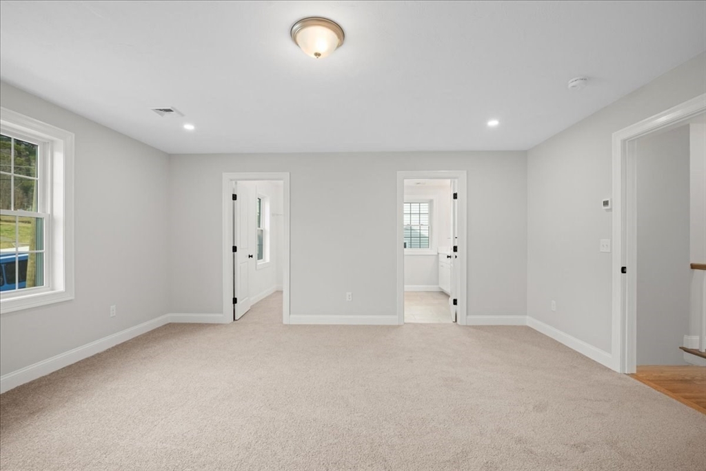 77 Upland St, Worcester