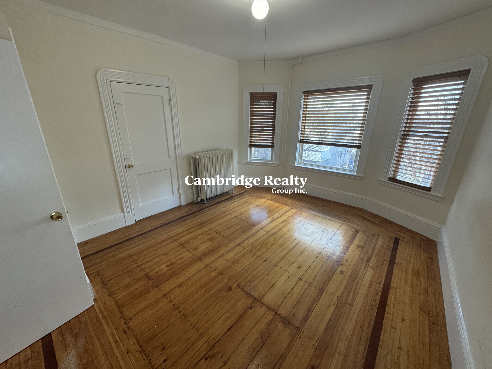 246 Highland Ave, Powder House Square