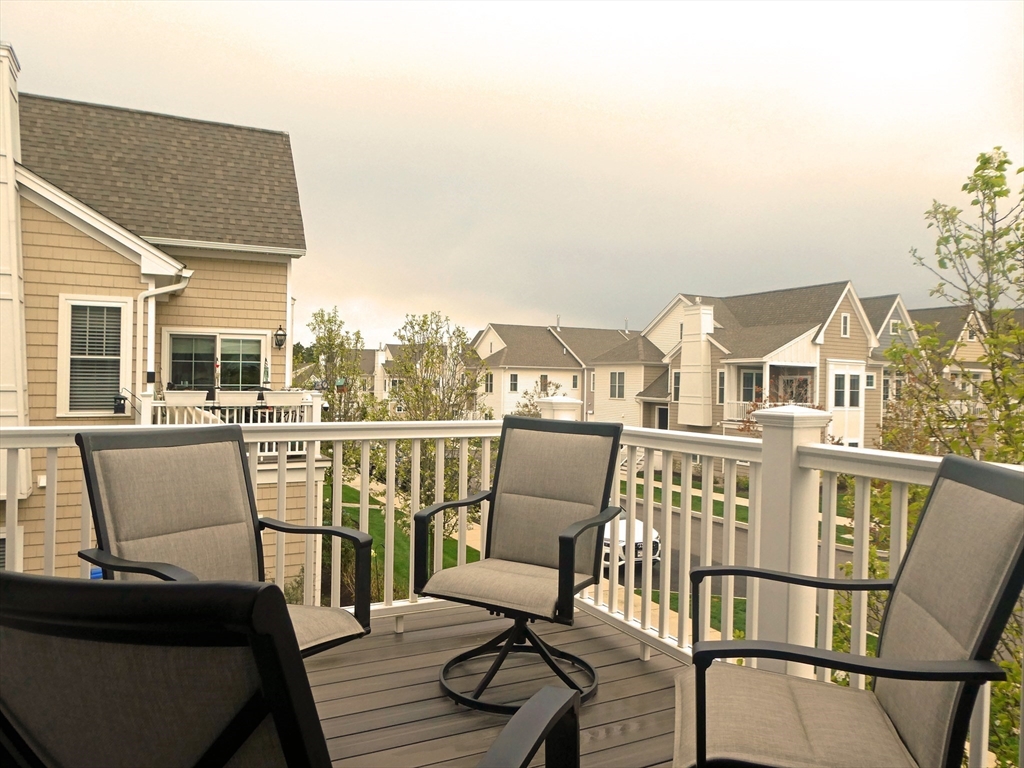 26 Daisy Ln, Plymouth