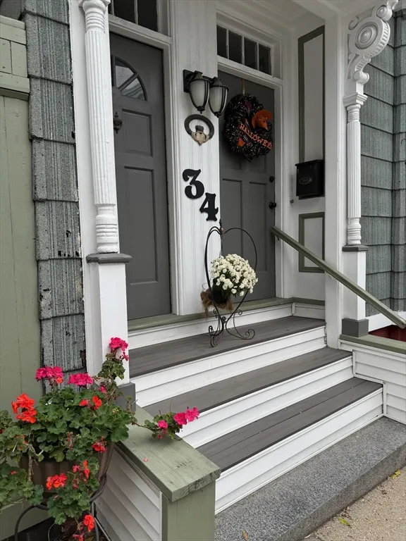 34 Mercer St, South Boston