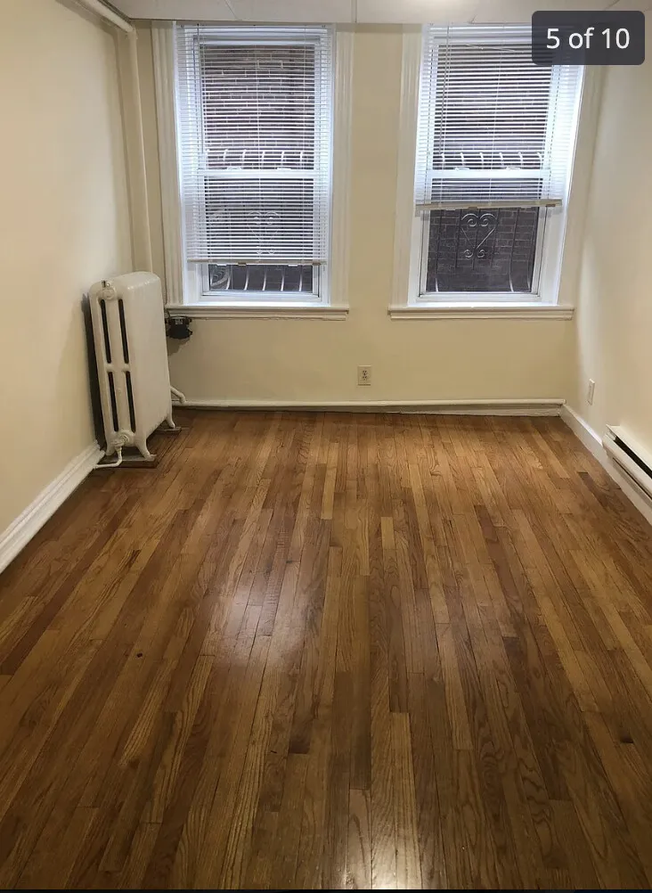 352 Riverway, Mission Hill