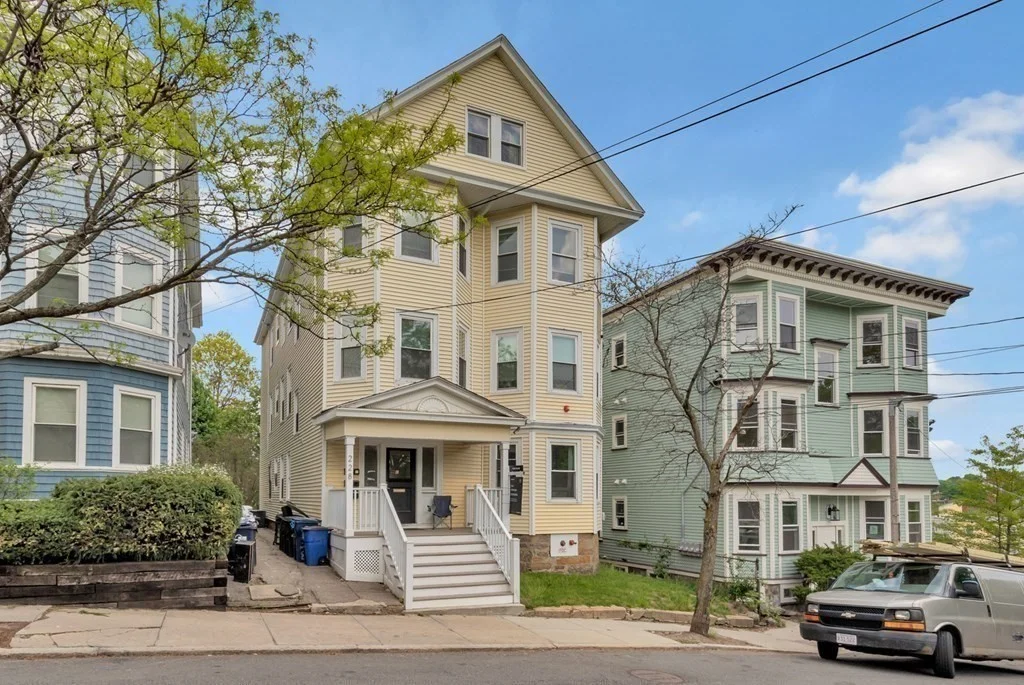 228 Calumet St, Mission Hill