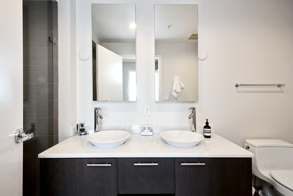 110 Stuart St, Back Bay