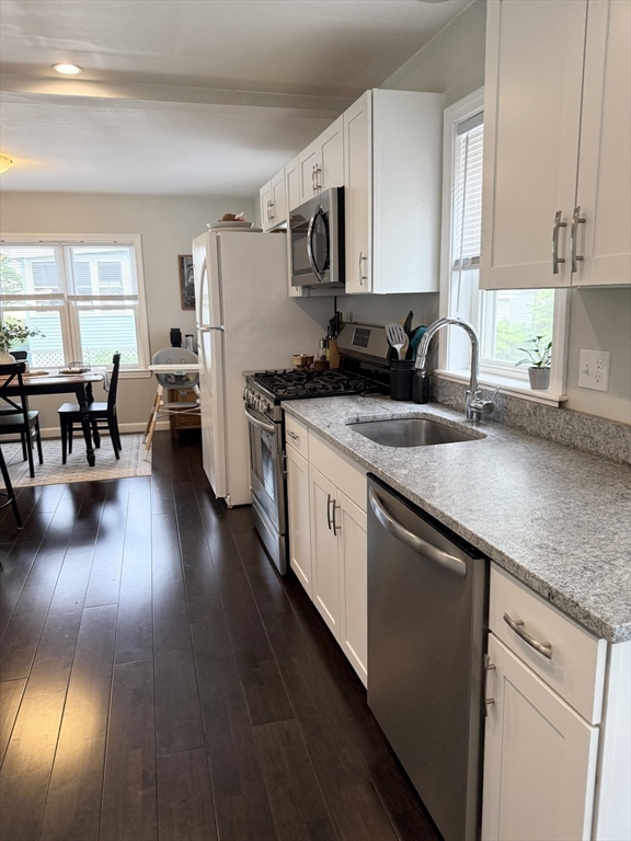 16 Church St, Natick