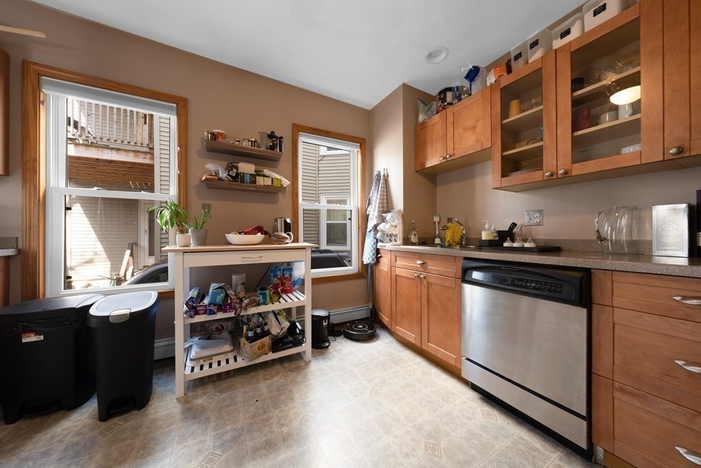 12 Speridakis Ter, Cambridgeport