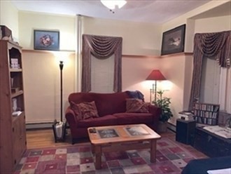 16 Jerome St, Medford