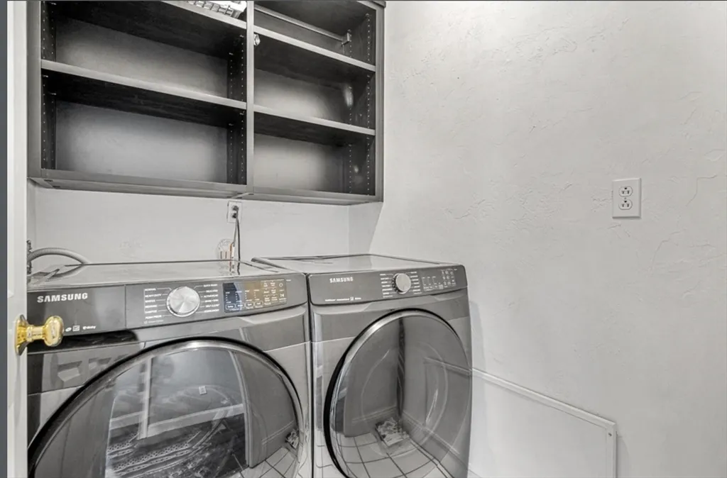 476 East 3rd St, South Boston