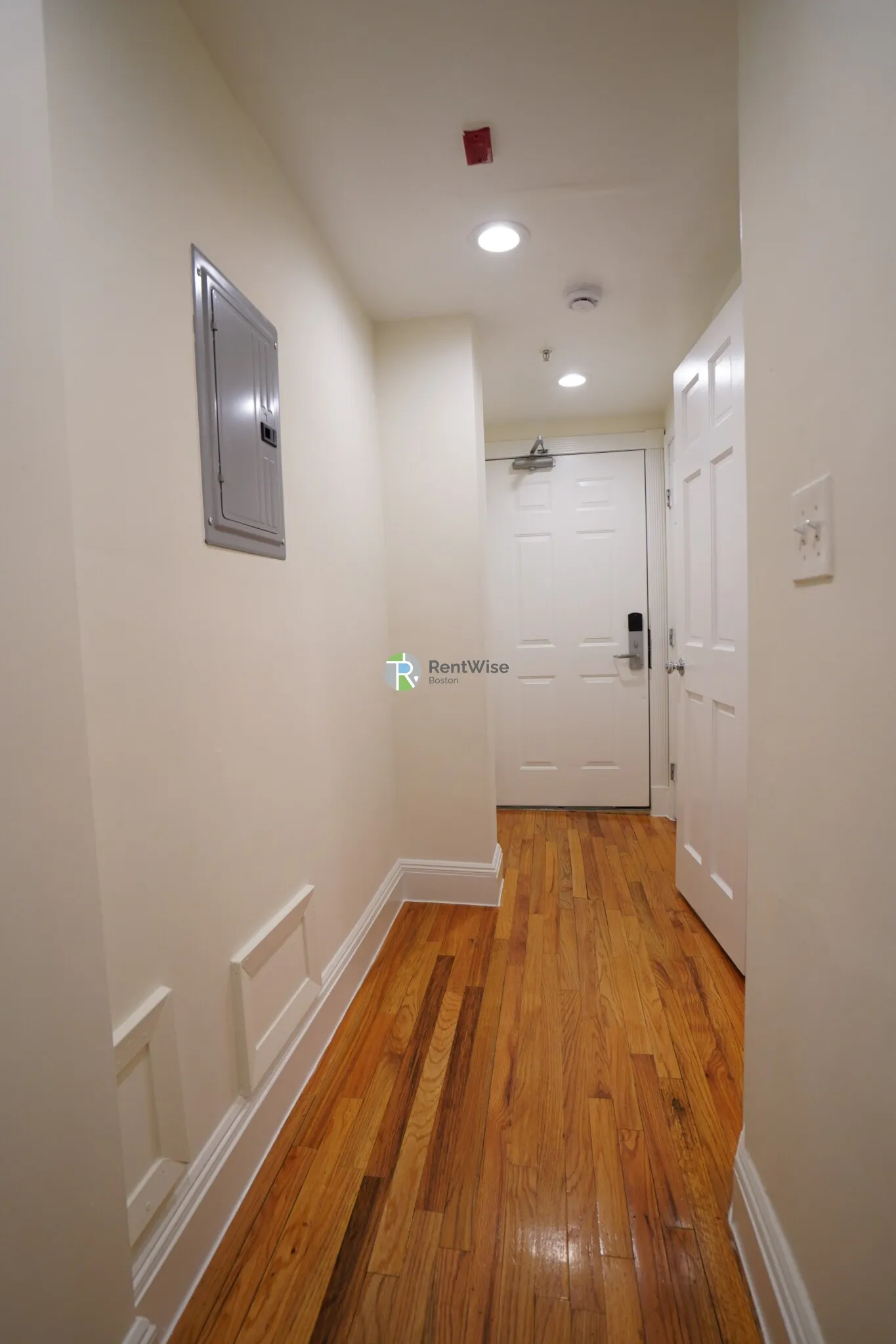 10 Brainerd Rd, Allston