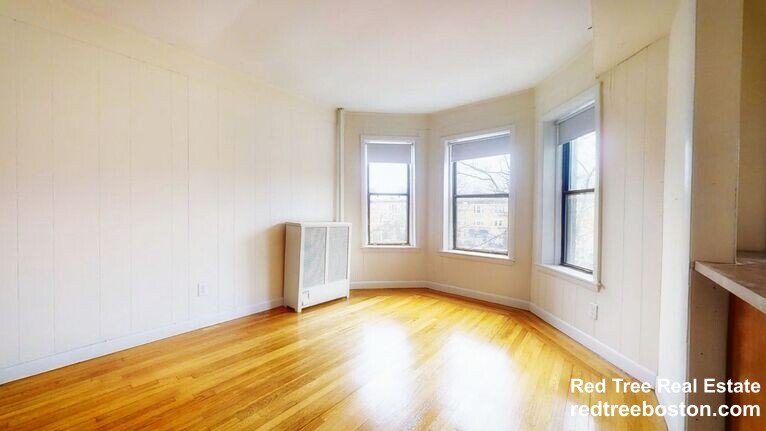 1131 Commonwealth Ave, Allston