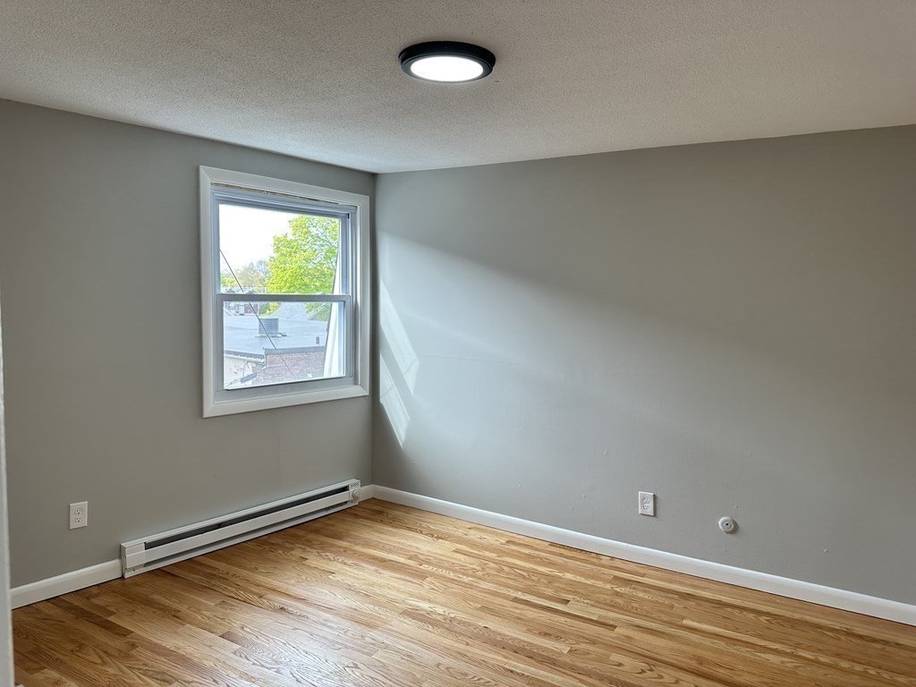 83 Haven St, Reading