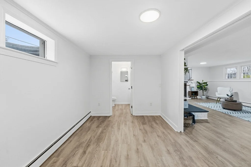 38 Juniper Ln, Holden