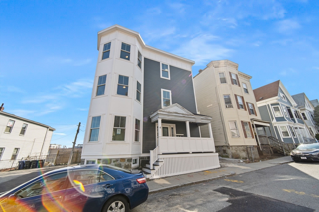 2-4 Hecla, Dorchester