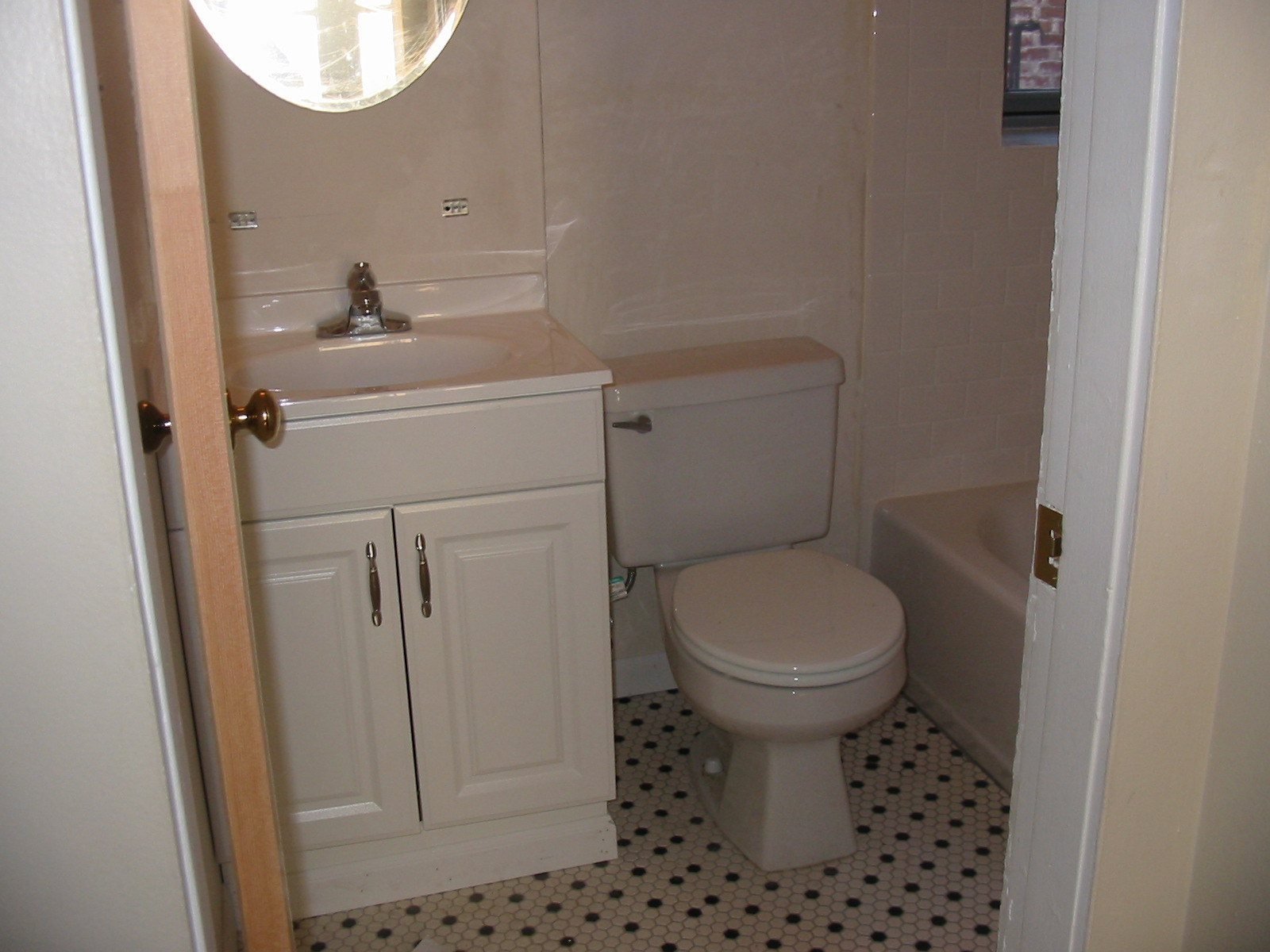 52 Burbank St, Fenway