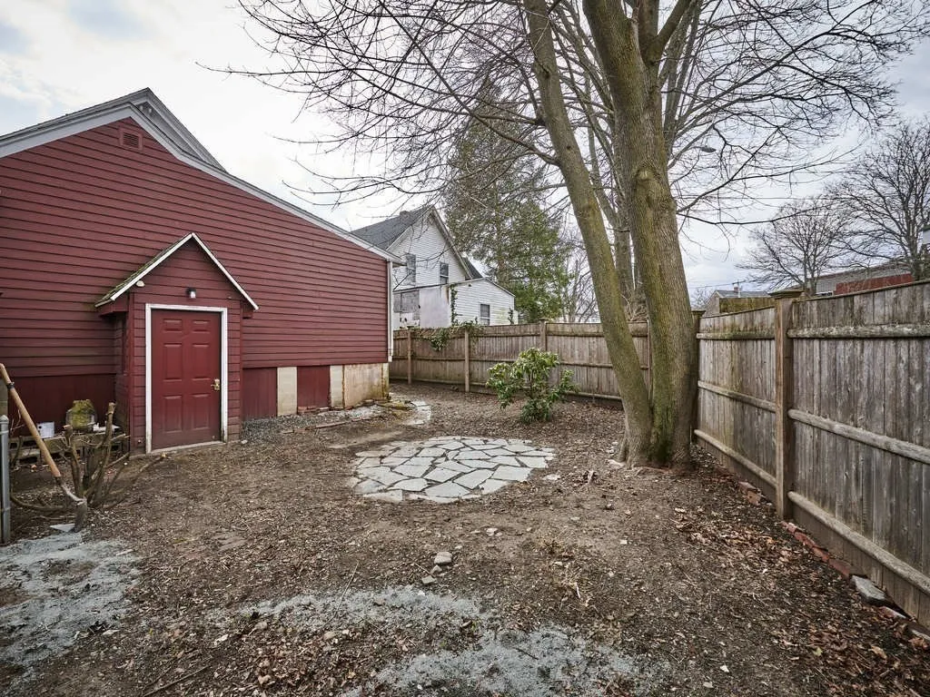 36 E Foster, Melrose