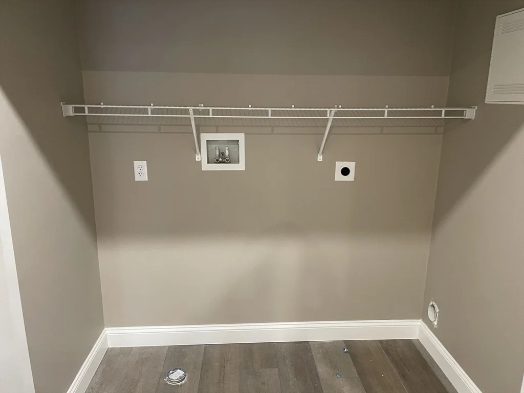 1 Brattle St, North Worcester