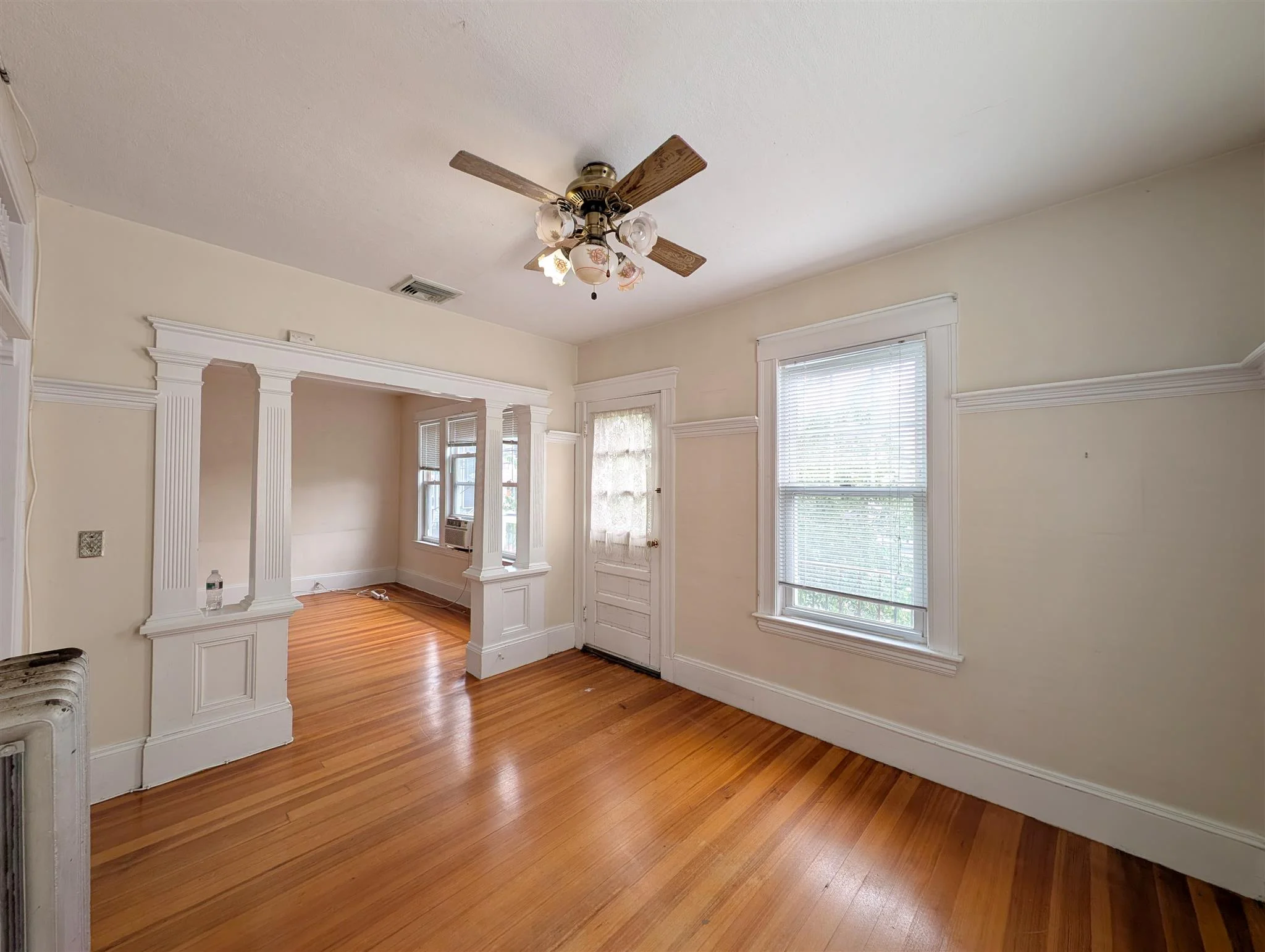 136 North St, West Somerville