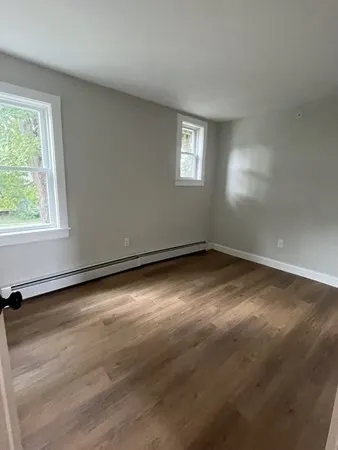 100 Main St, Hopkinton