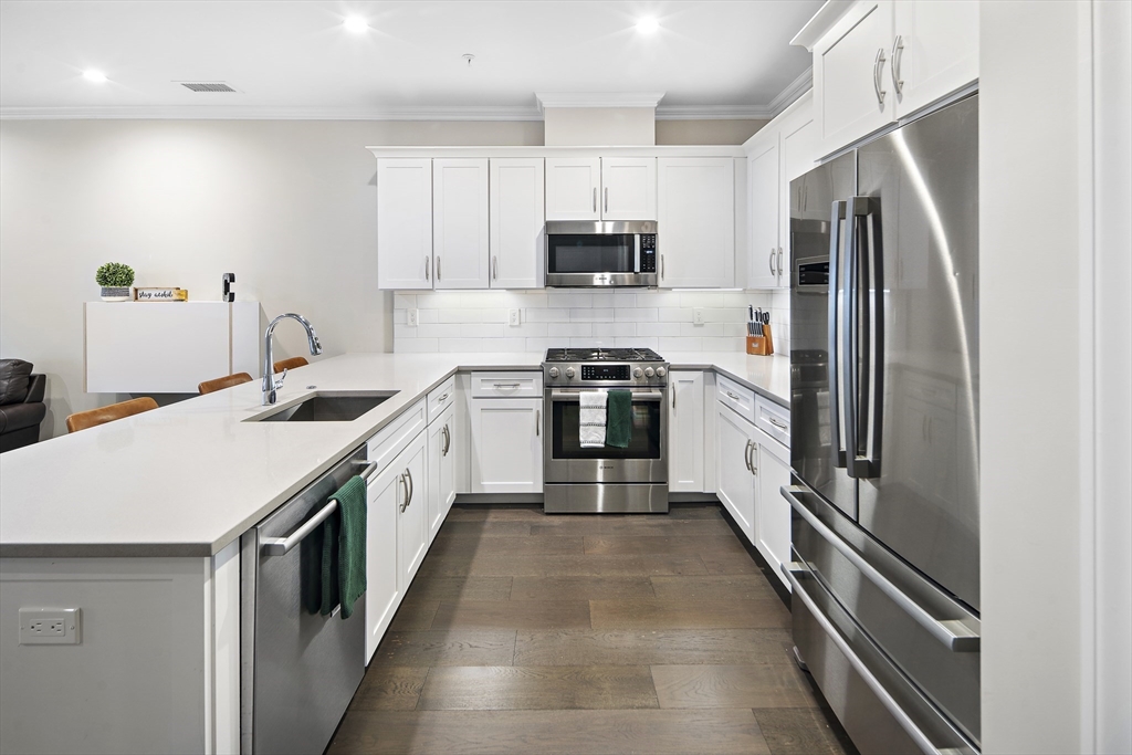 175 North Ave, Wakefield