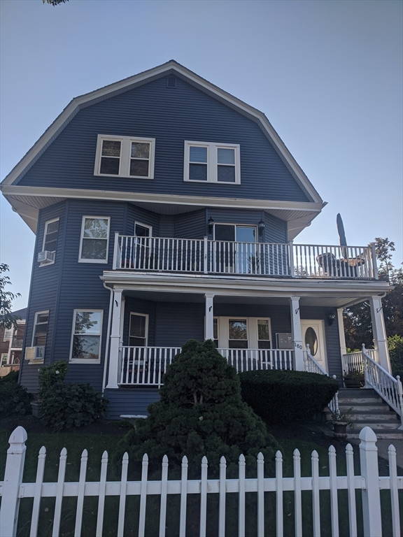 160 Washington St, Brighton