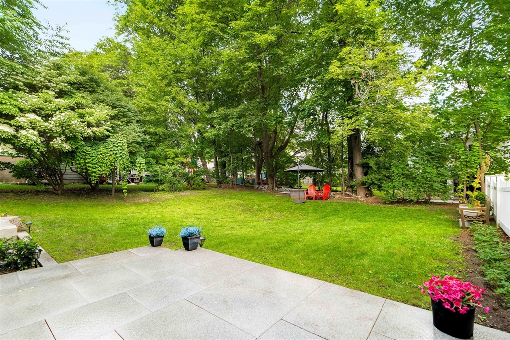 16 Chapin Rd, Newton Center