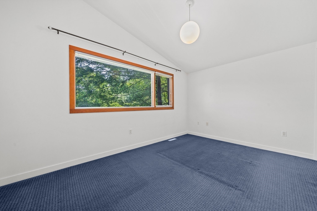 37 Harwich Rd, Newton