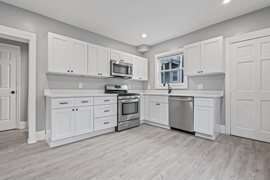 234 Bowen St, South Boston