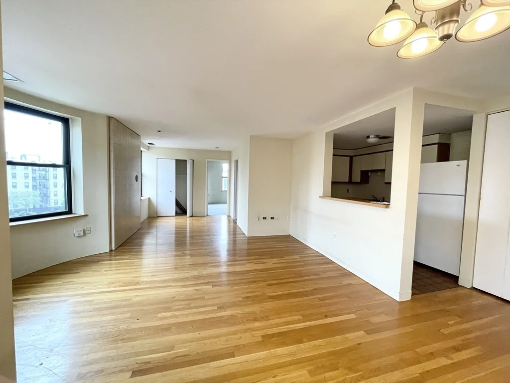 108 Gainsborough, Fenway