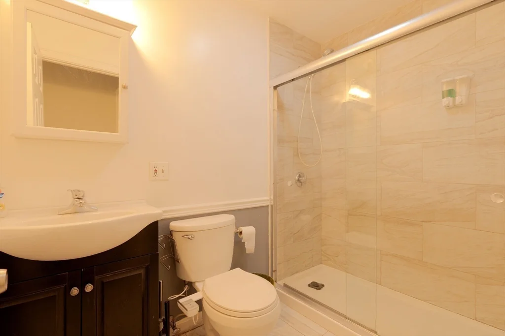 157 Perkins St, East Somerville