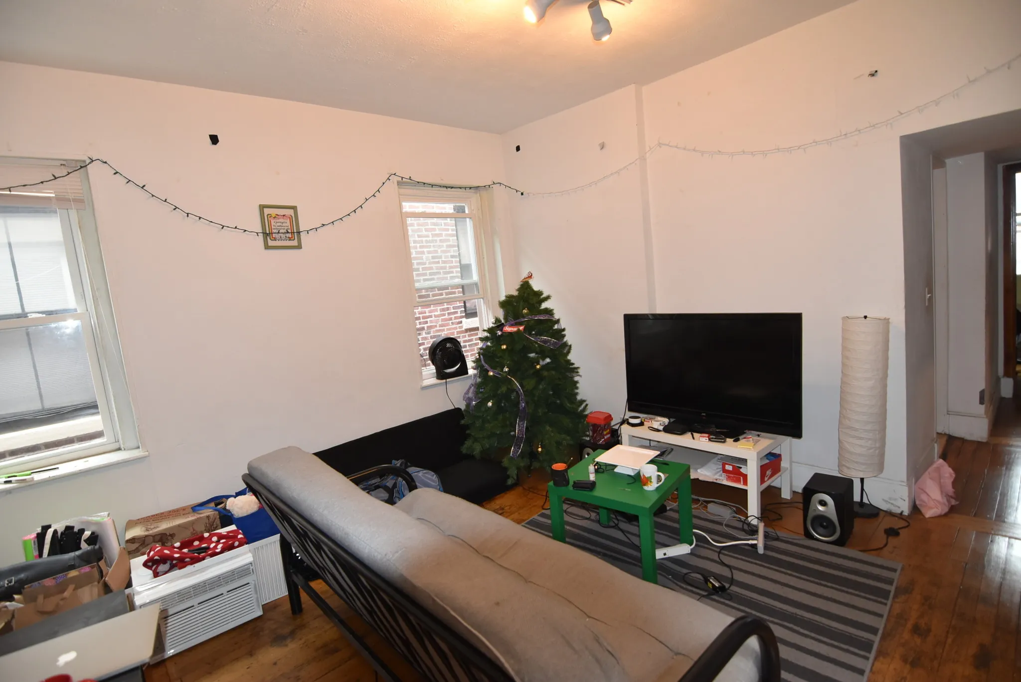 17 Aberdeen St, Fenway