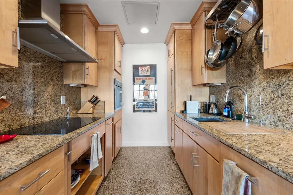 75 Clarendon, Back Bay