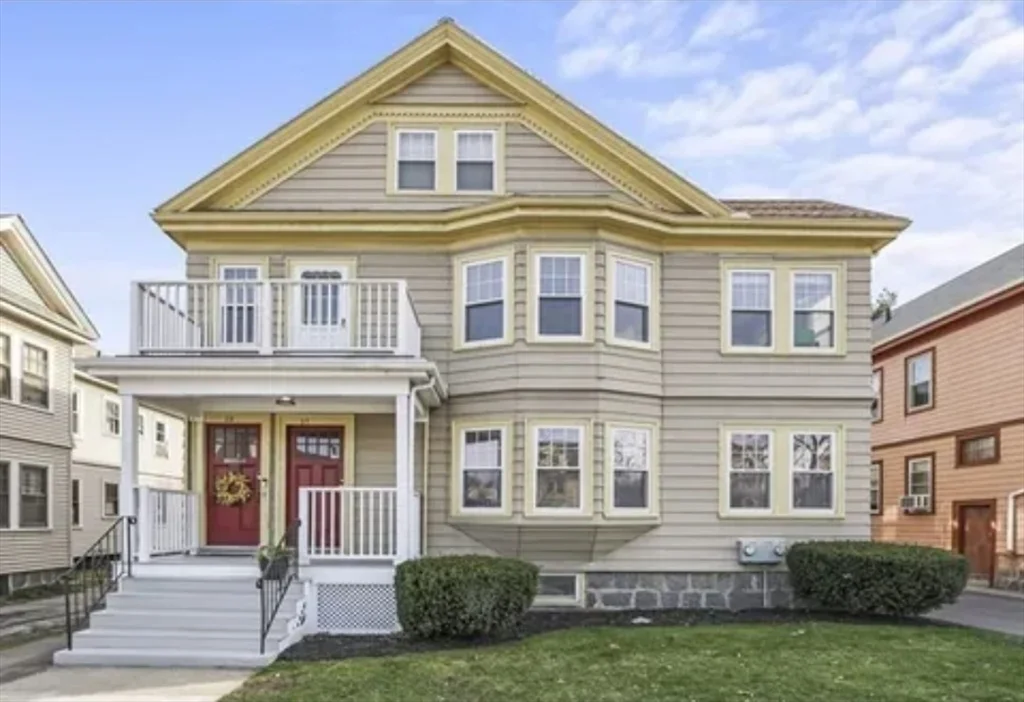 37 Gallivan Blvd, Mattapan