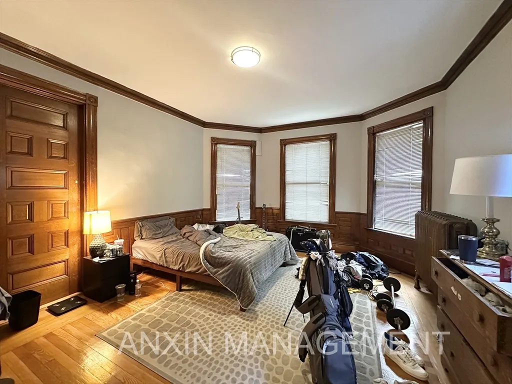 71 Gardner St, Allston