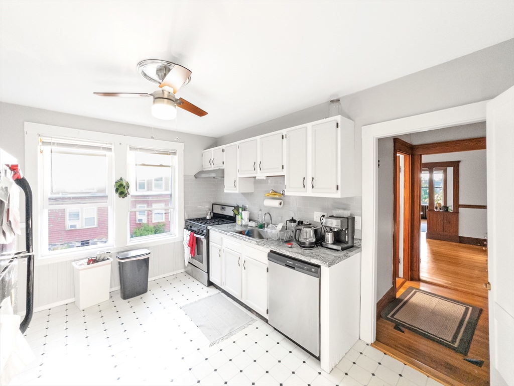 26 St Rose St, Jamaica Plain