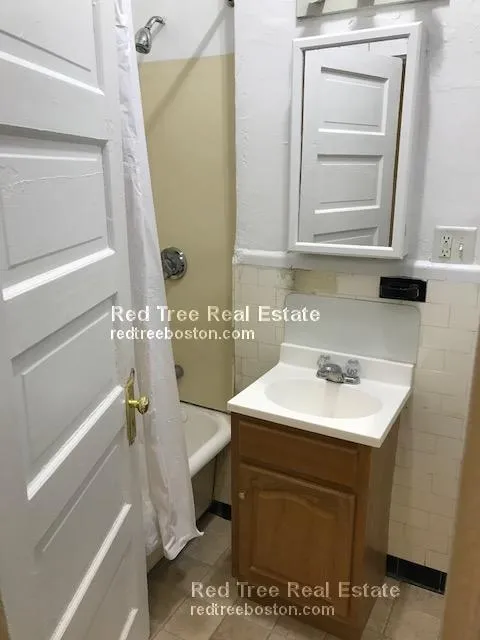 1375 Commonwealth Ave, Brighton