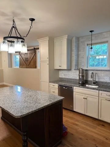 16 Pleasant St, Ayer