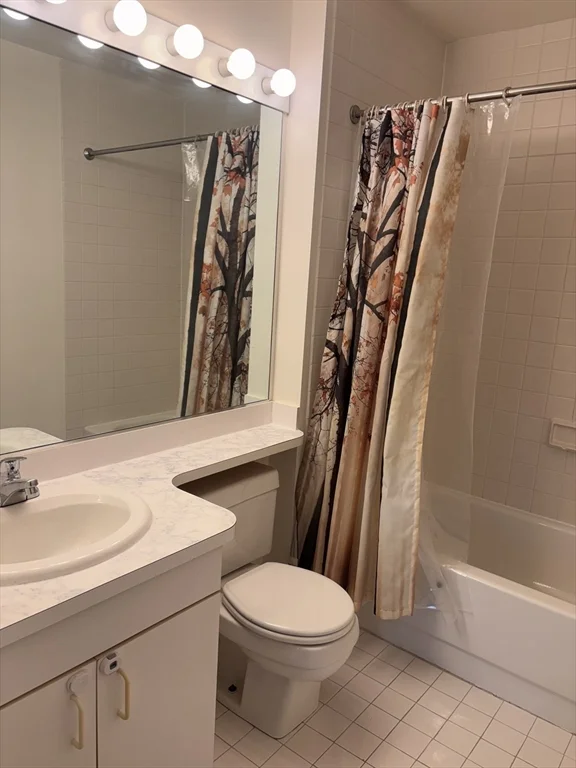 31 Henry St, Cambridgeport