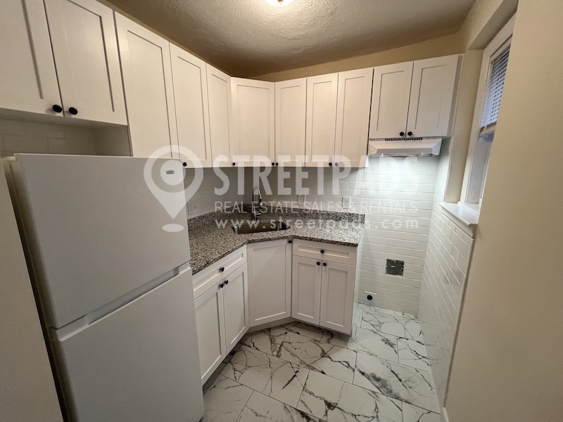 2018 Commonwealth Ave, Brighton