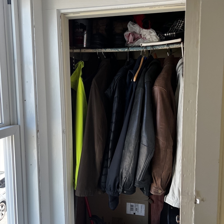 74 Mt Pleasant Av, Gloucester