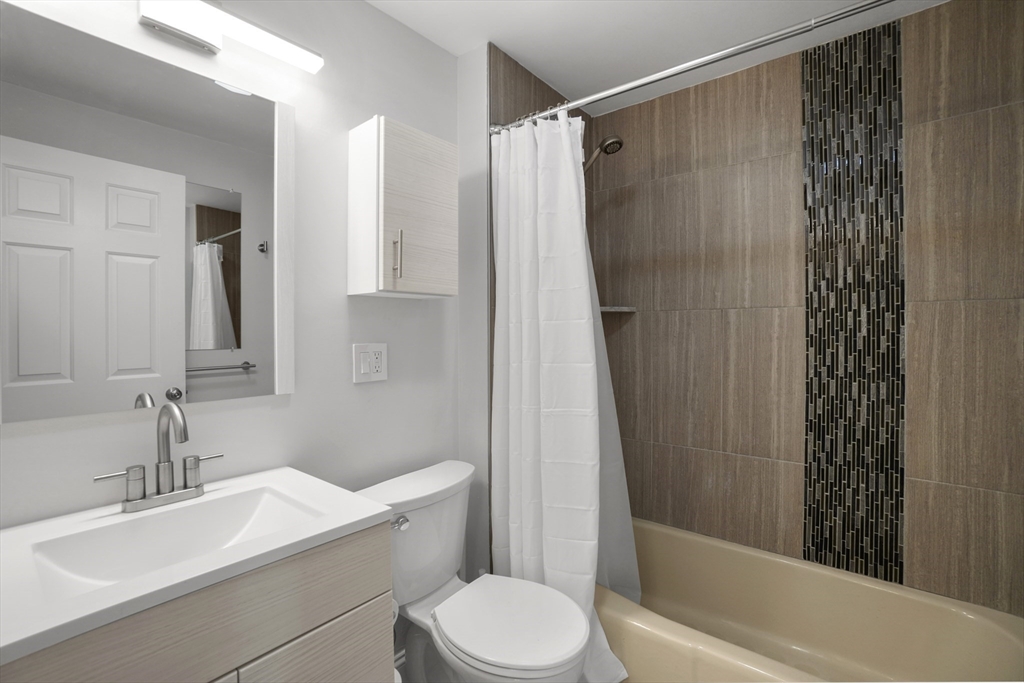 42 West Newton, South End