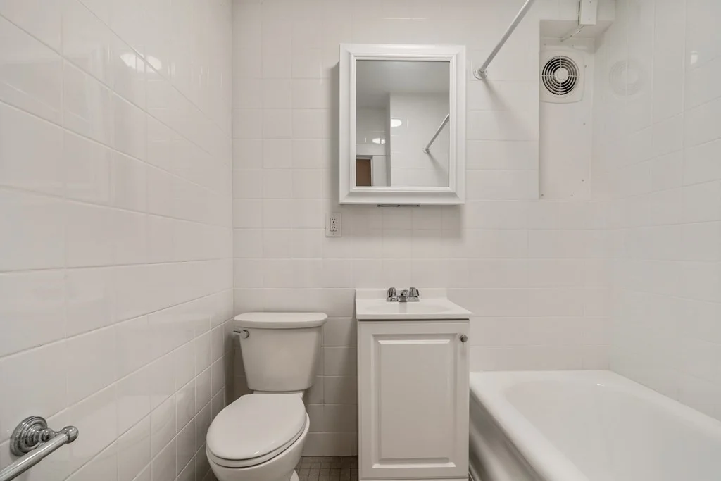 124 Bowdoin St, Beacon Hill