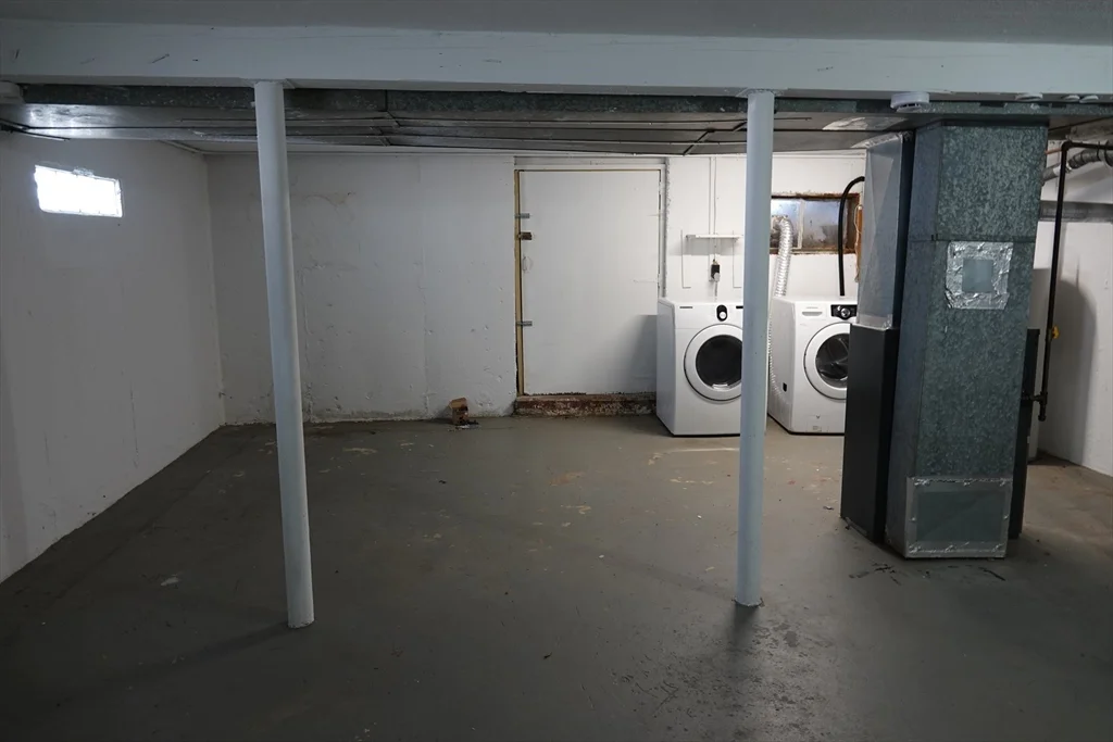 6 Pondover Rd, Billerica