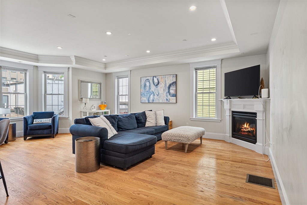 264 Athens, South Boston