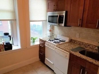 8 Garrison St, Back Bay